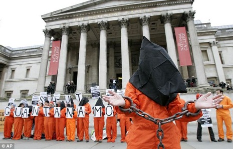 Obama tries to close Guantanamo Bay prison